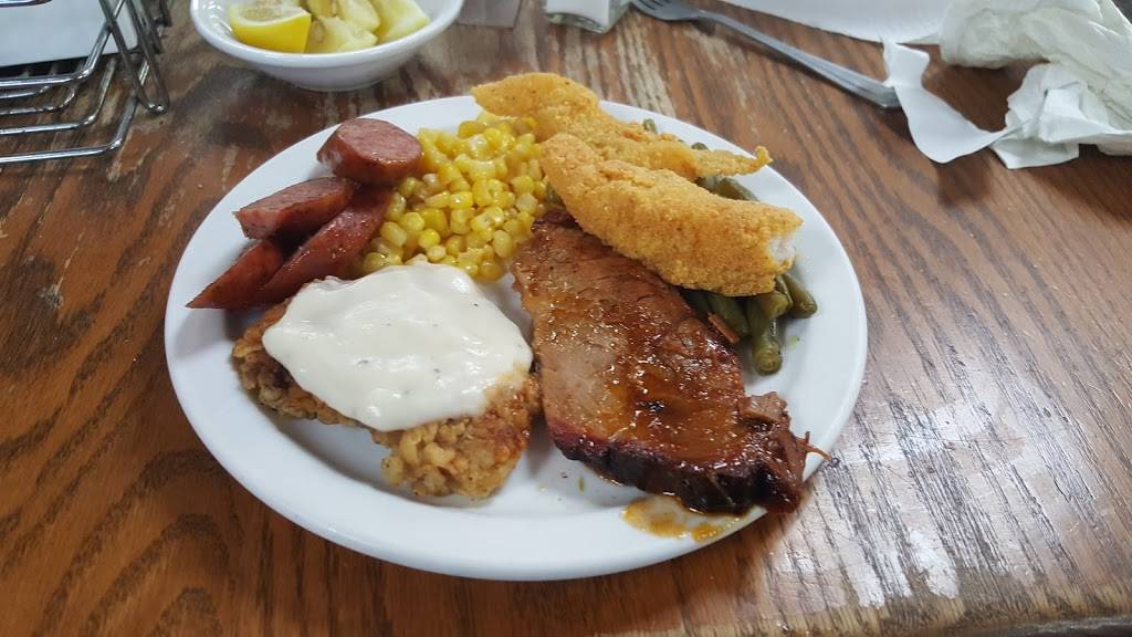 Sams Restaurant | restaurant | 390 Interstate 45 Frontage Road, Fairfield, TX 75840, USA | 9033897267 OR +1 903-389-7267