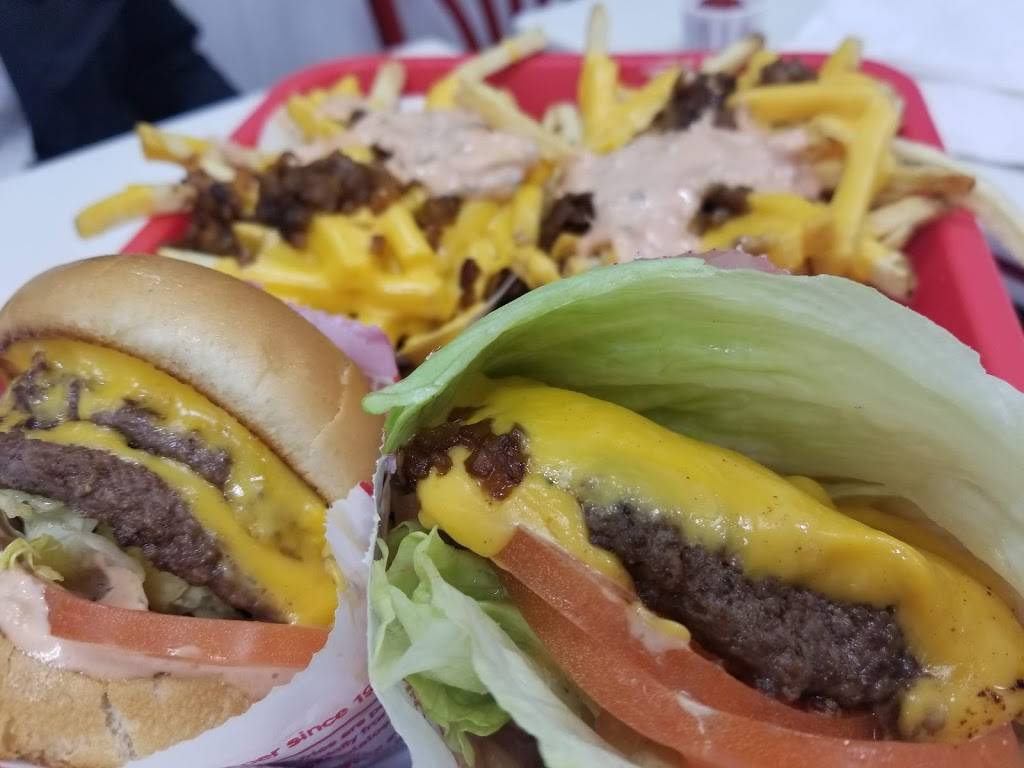 In-N-Out Burger | restaurant | 3361 S Bristol St, Santa Ana, CA 92704, USA | 8007861000 OR +1 800-786-1000