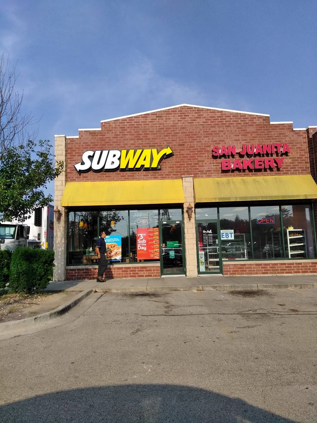 Subway Restaurants | restaurant | 1350 E Chicago St, Elgin, IL 60120, USA | 8476976699 OR +1 847-697-6699
