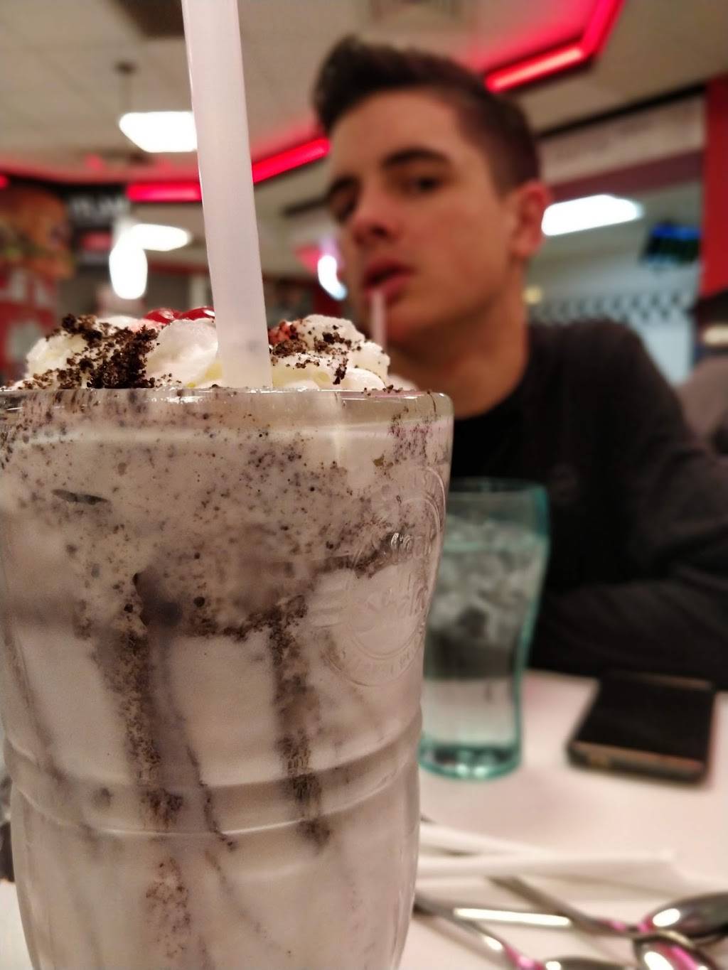 Steak n Shake | restaurant | 1802 S Veterans Pkwy, Bloomington, IL 61704, USA | 3096619204 OR +1 309-661-9204