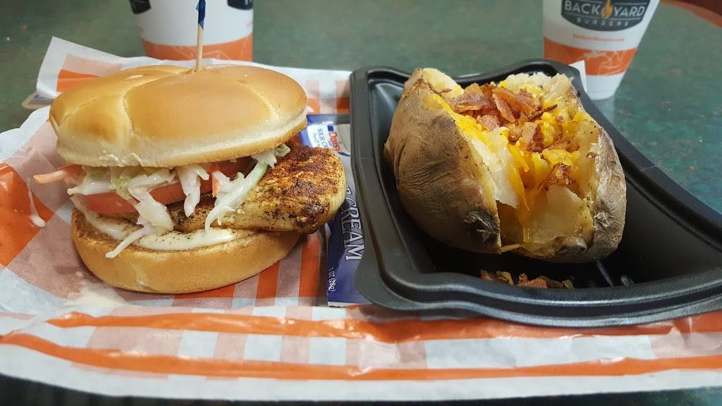 Back Yard Burgers | restaurant | 1800 Priority Way, Louisville, KY 40299, USA | 5022409945 OR +1 502-240-9945