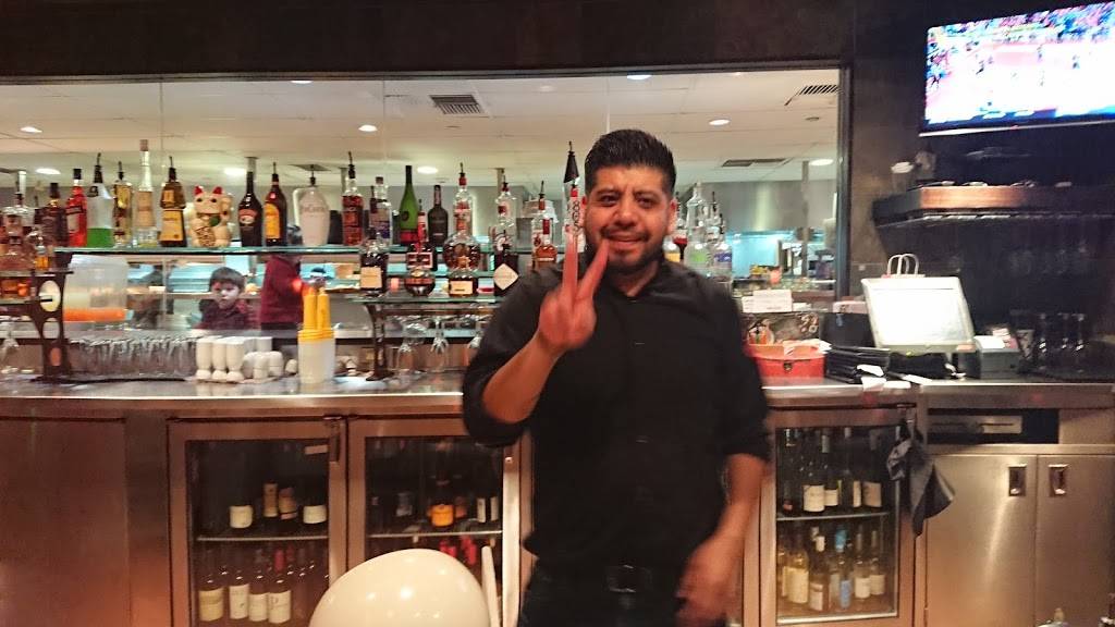 P.F. Changs | restaurant | 2250 Thousand Oaks Blvd, Thousand Oaks, CA 91362, USA | 8052775915 OR +1 805-277-5915