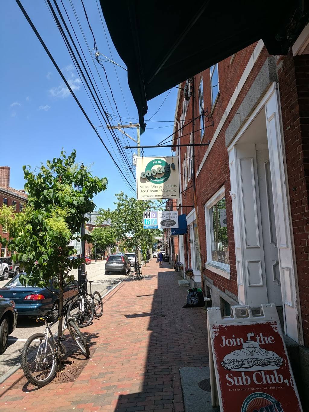 Googies Sandwich Shoppe | meal takeaway | 148 State Street, Portsmouth, NH 03801, USA | 6034362052 OR +1 603-436-2052