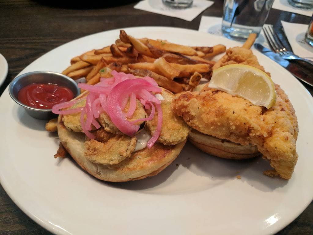 Burtons Grill | restaurant | 2010 Bond St, Charlottesville, VA 22901, USA | 4349771111 OR +1 434-977-1111