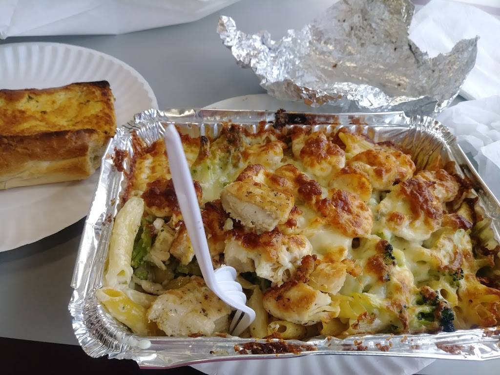 Stashs Pizza | restaurant | 612 Blue Hill Avenue, Boston, MA 02121, USA | 6172829200 OR +1 617-282-9200