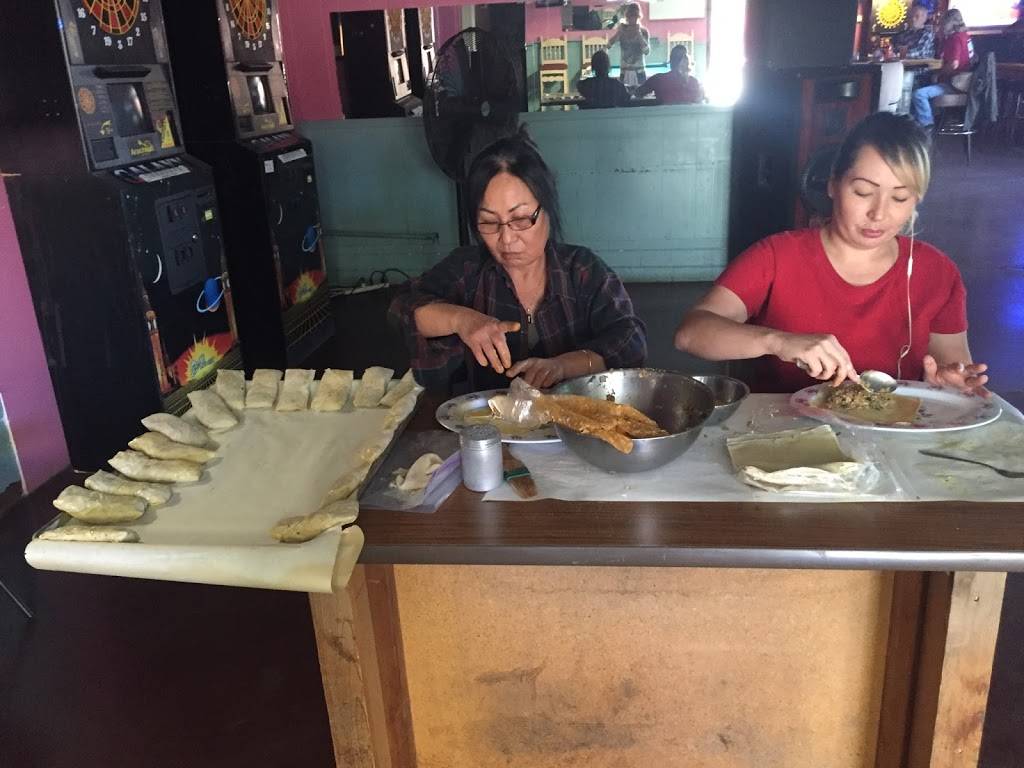 Runway Bar & Grill | restaurant | 2101 S Alvernon Way, Tucson, AZ 85711, USA | 5207906788 OR +1 520-790-6788