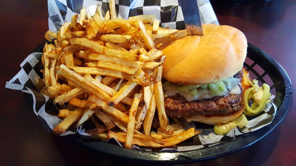 COACHES Burger Bar Poland | restaurant | 3032 Center Rd, Poland, OH 44514, USA | 3307074748 OR +1 330-707-4748