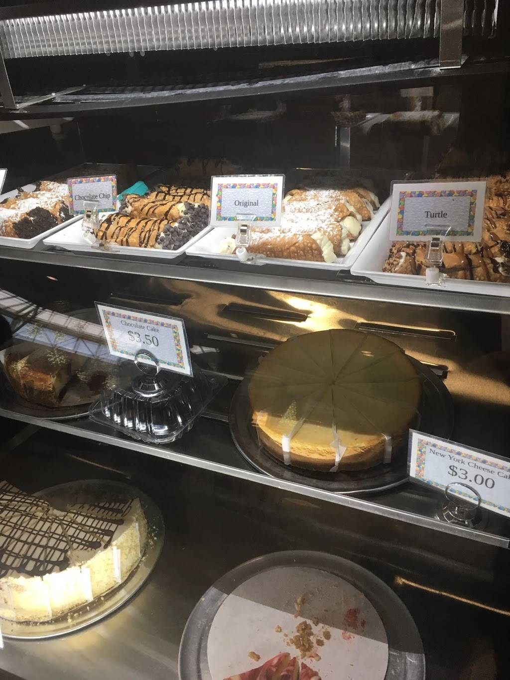 Paciugo Gelato Caffe | restaurant | 1901 Northwest Expy #2033, Oklahoma City, OK 73118, USA | 4057679877 OR +1 405-767-9877