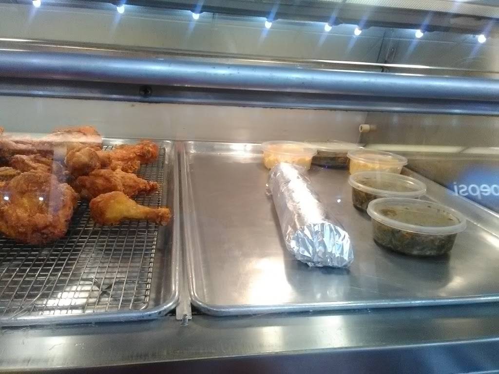 Crown Fried Chicken | restaurant | 11111 Jefferson Ave, Newport News, VA 23601, USA | 7575950055 OR +1 757-595-0055