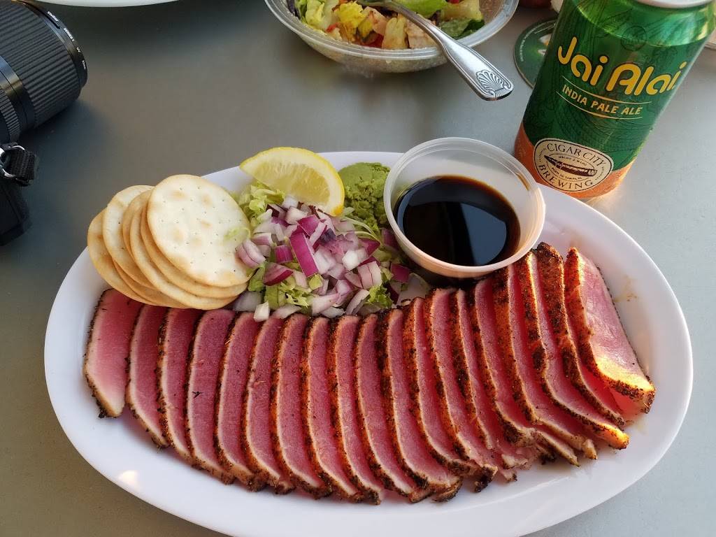 Brass Monkey | restaurant | 709 Gulf Way #200, St Pete Beach, FL 33706, USA | 7273677620 OR +1 727-367-7620