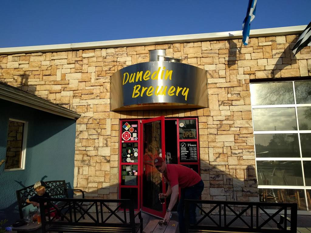 Dunedin Brewery | restaurant | 937 Douglas Ave, Dunedin, FL 34698, USA | 7277360606 OR +1 727-736-0606