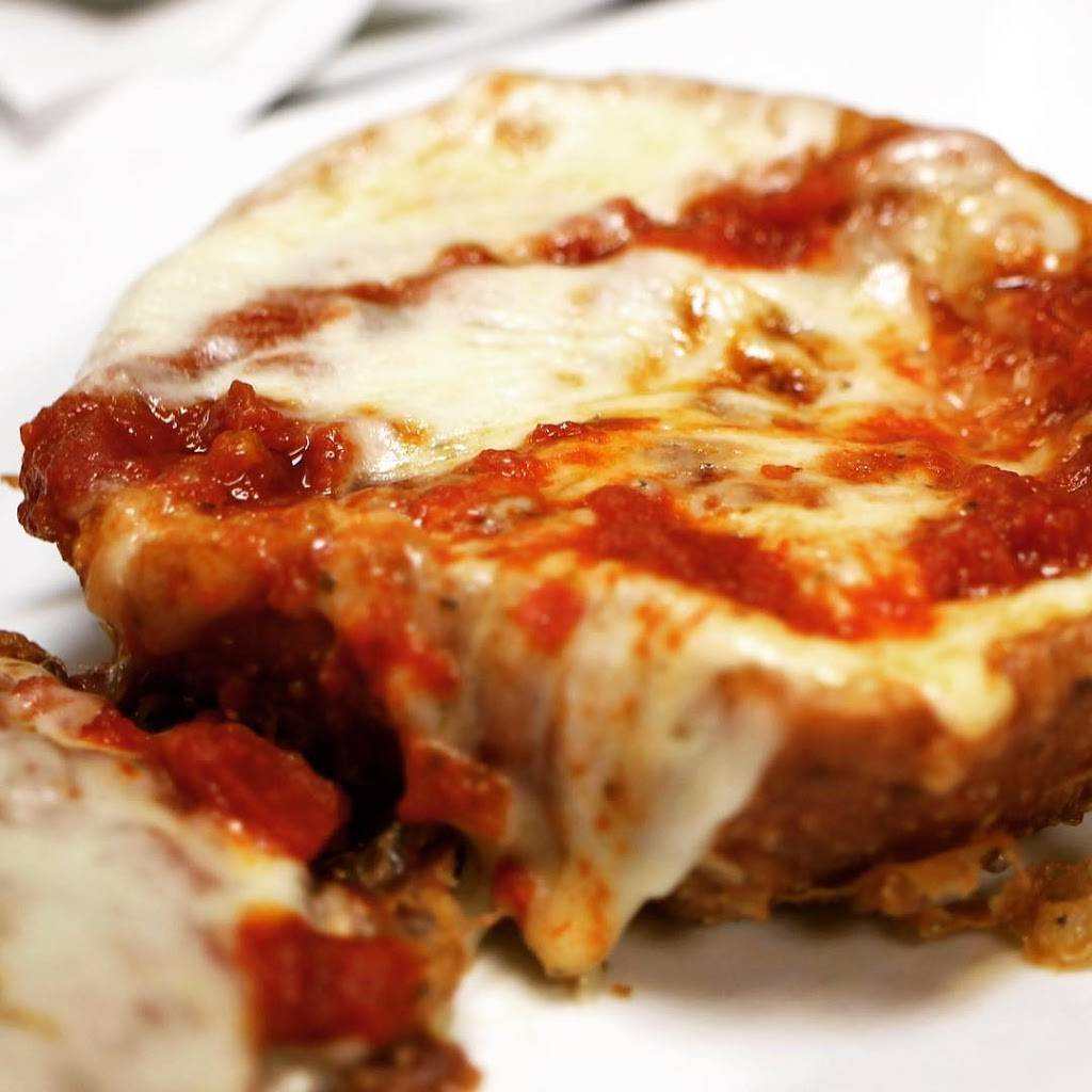 Finn McCools Irish Gastropub | restaurant | 102 E Main St, Newark, DE 19711, USA | 3023697330 OR +1 302-369-7330