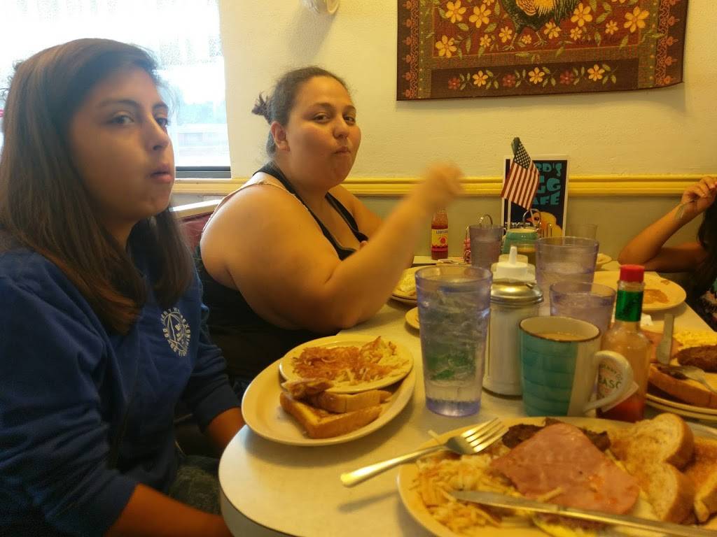 Birds Egg Cafe | restaurant | 1605 W Palestine Ave, Palestine, TX 75801, USA | 9037296891 OR +1 903-729-6891