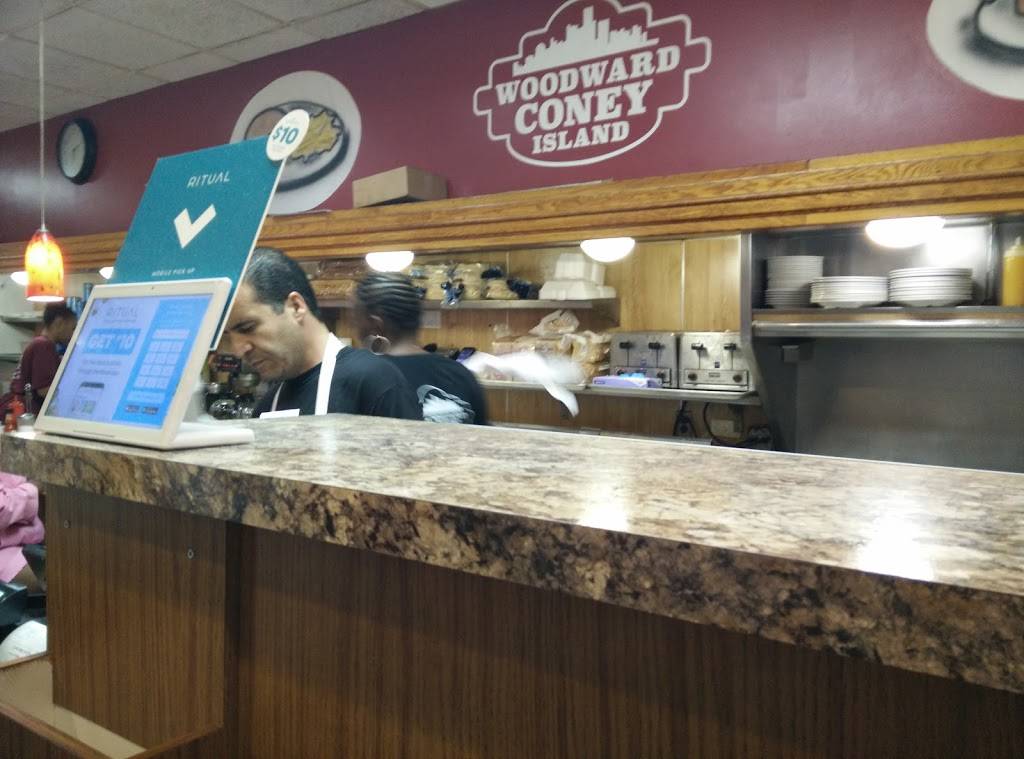 Woodward Coney Island | restaurant | 616 Woodward Ave, Detroit, MI 48226, USA | 3139619900 OR +1 313-961-9900
