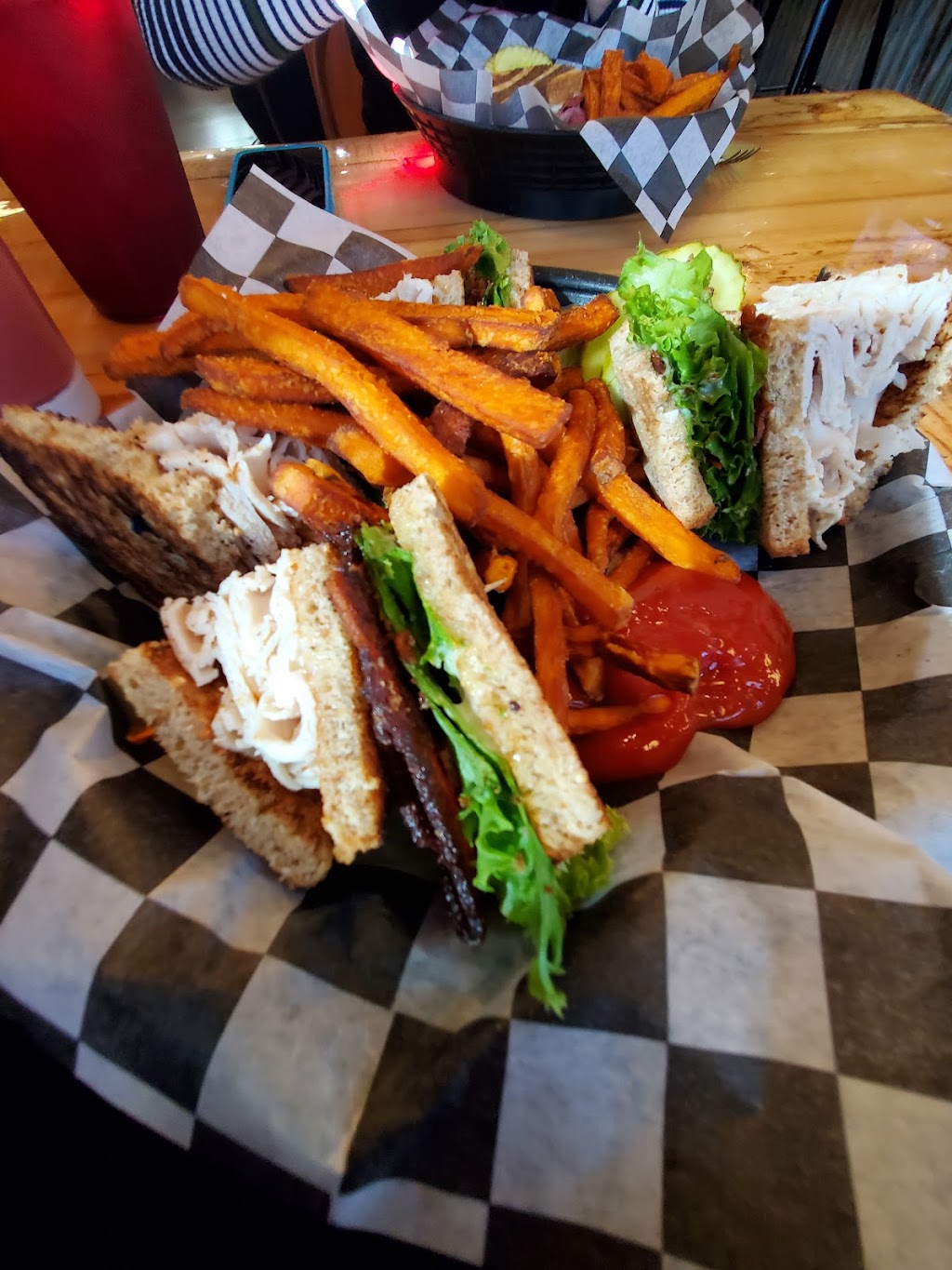 Chair City Diner | restaurant | 53 Lynde St, Gardner, MA 01440, USA | 9784107780 OR +1 978-410-7780