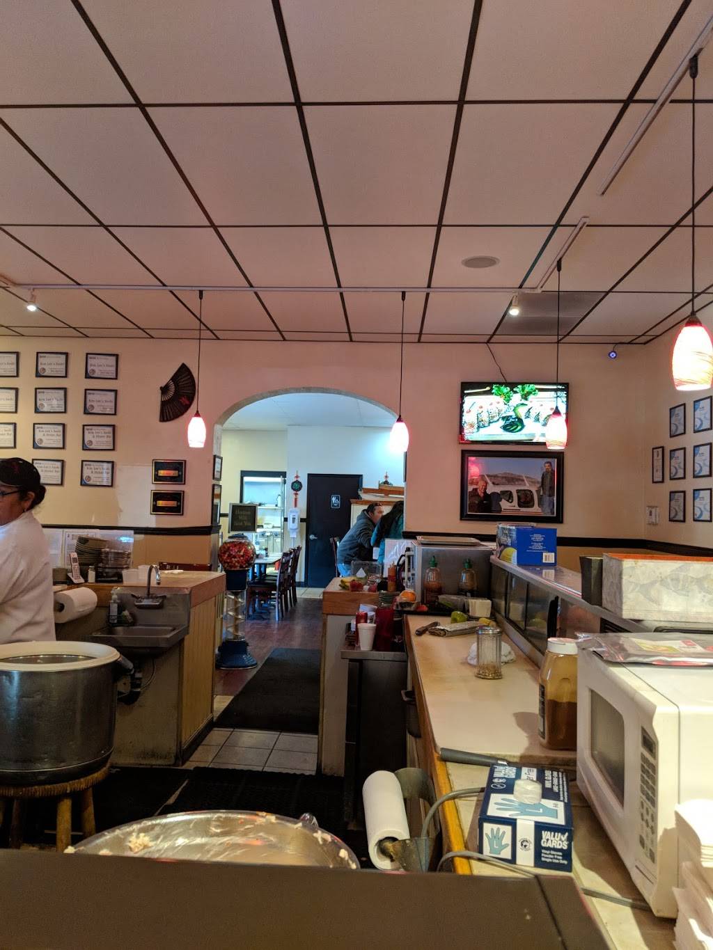 Kim Lees Sushi & Teriyaki | restaurant | 319 N Carson St, Carson City, NV 89701, USA | 7758832372 OR +1 775-883-2372