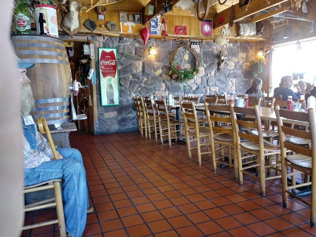 Catfish Kitchen Restaurant | restaurant | 136 Teal Run Cir, Benton, KY 42025, USA | 2703627306 OR +1 270-362-7306