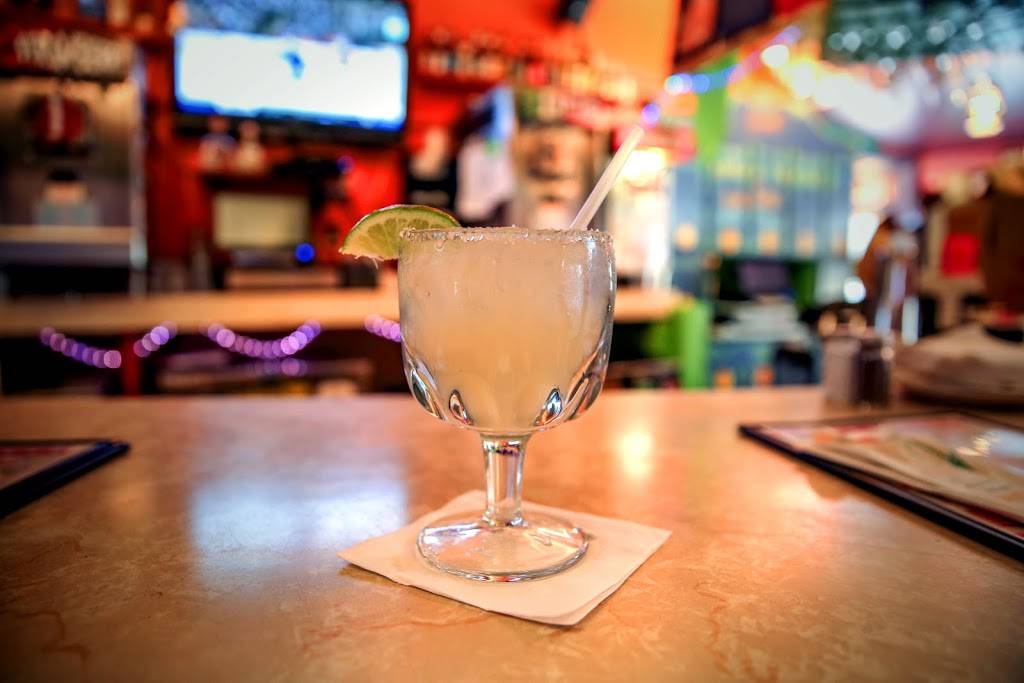 Chuys | restaurant | 4670 Southport Crossing Dr, Indianapolis, IN 46237, USA | 3176789393 OR +1 317-678-9393