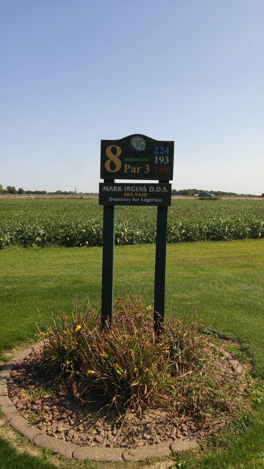 Creekview Par Three | restaurant | 770 Albion Rd, Edgerton, WI 53534, USA | 6088842250 OR +1 608-884-2250