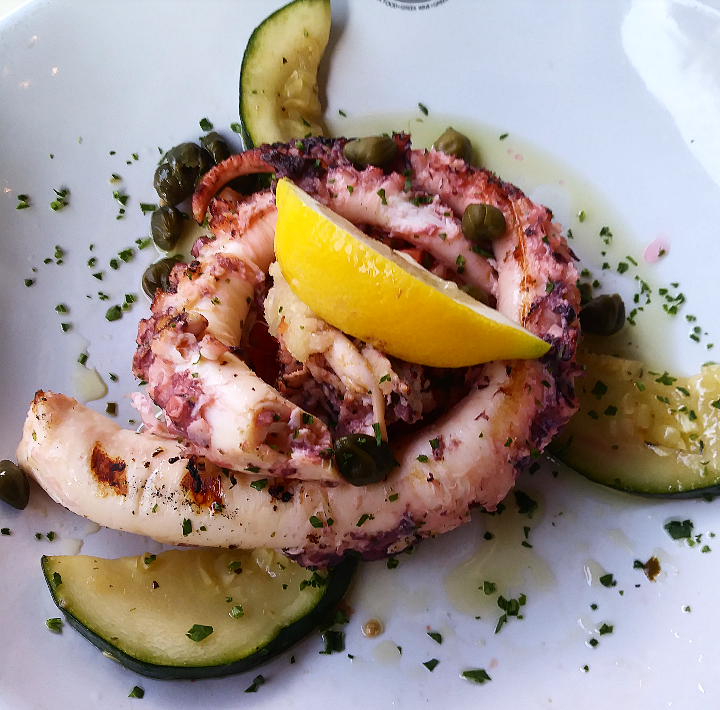 Acropolis Greek Taverna | restaurant | 6108 Winthrop Main St, Riverview, FL 33578, USA | 8136542255 OR +1 813-654-2255