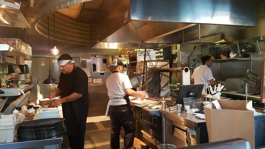 Pono Burger | restaurant | 829 Broadway, Santa Monica, CA 90401, USA | 3105847005 OR +1 310-584-7005