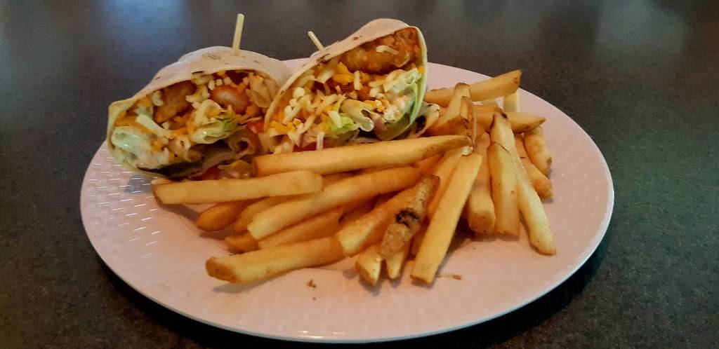 Northside Bar & Grill | restaurant | 2126 Algoma Blvd, Oshkosh, WI 54901, USA | 9202332400 OR +1 920-233-2400