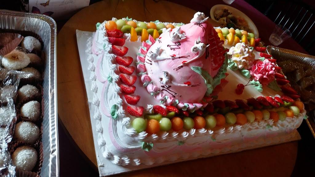 Lychee Garden | restaurant | 7920 W Layton Ave, Greenfield, WI 53220, USA | 4142818883 OR +1 414-281-8883