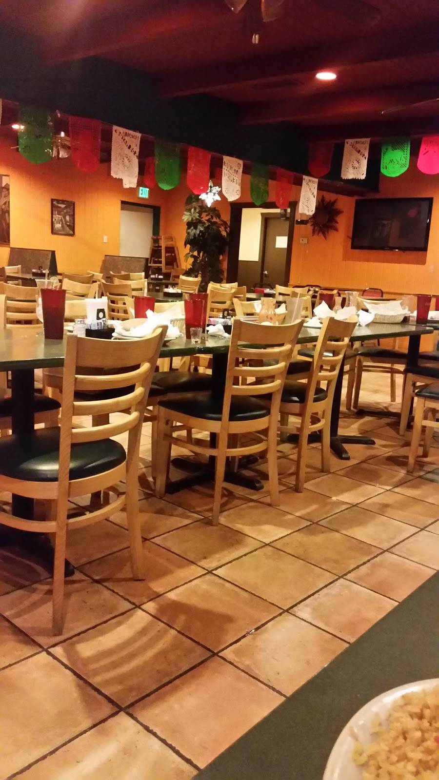 Sol Azteca | restaurant | 807 1st St N, Alabaster, AL 35007, USA | 2056210751 OR +1 205-621-0751