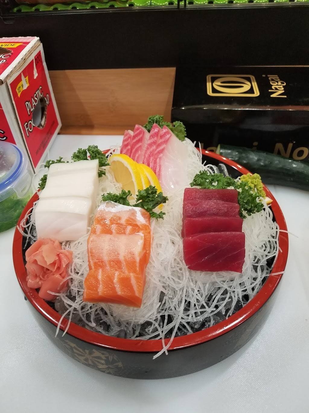 Sushi Bella | restaurant | 13440 Palm Dr, Desert Hot Springs, CA 92240, USA | 7602191533 OR +1 760-219-1533