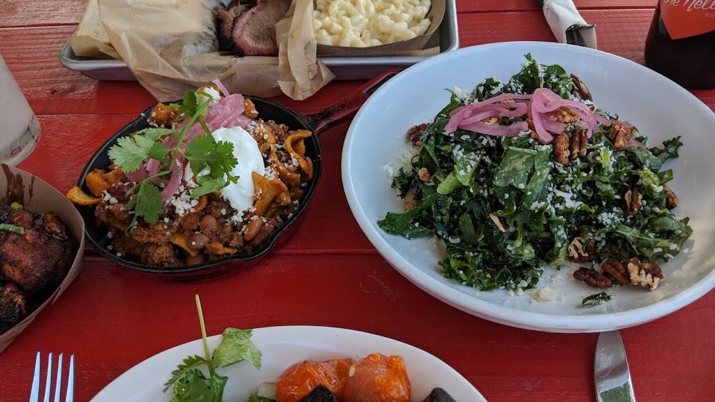 Ore Nells Barbecue | restaurant | 2 Badgers Island W, Kittery, ME 03904, USA | 2077032340 OR +1 207-703-2340