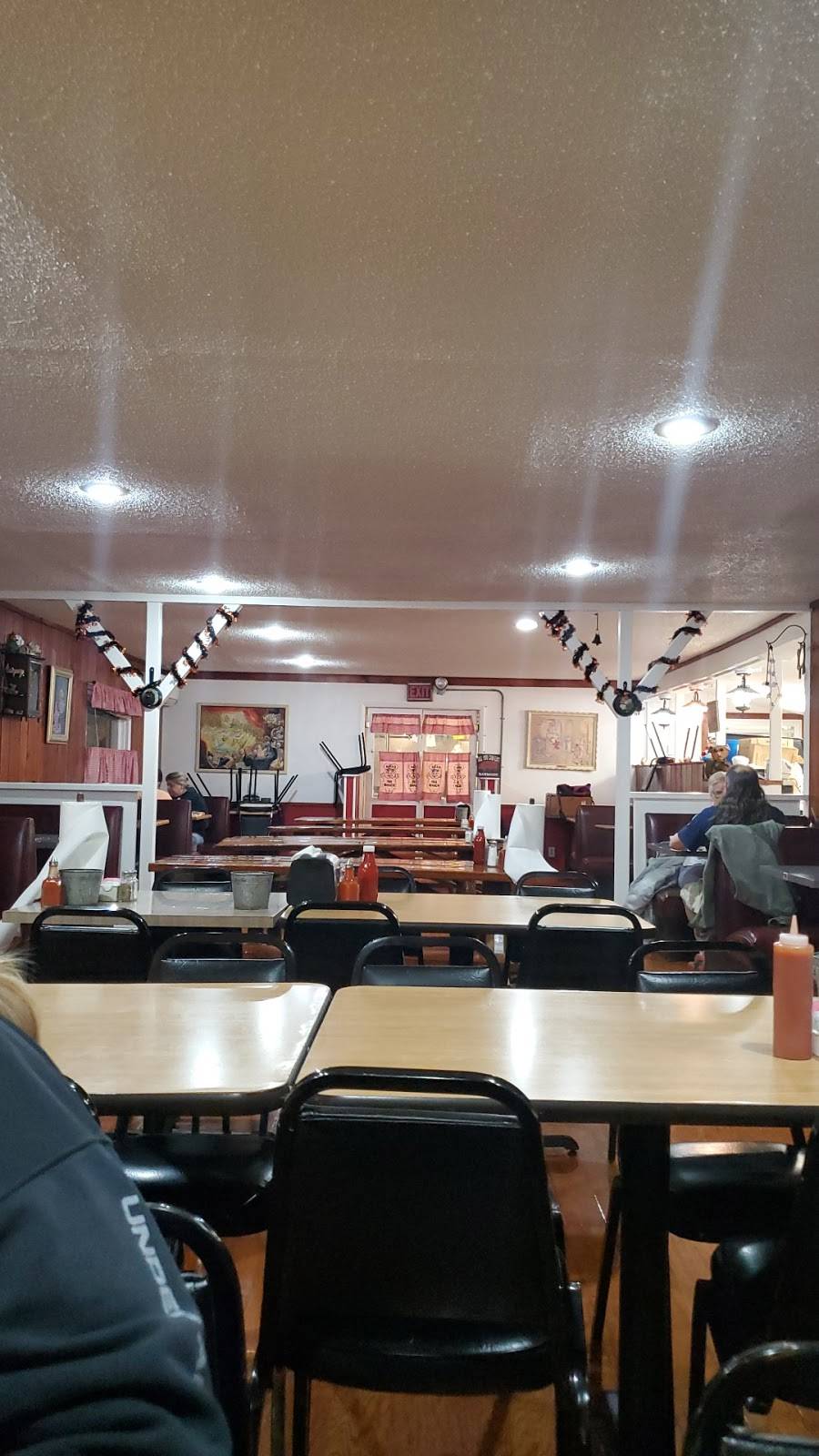 Rib shack | restaurant | 2203 US-150, Wataga, IL 61488, USA | 3093441915 OR +1 309-344-1915