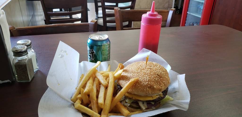 New York Deli | restaurant | 16010 Michigan Ave, Dearborn, MI 48126, USA | 3139081560 OR +1 313-908-1560