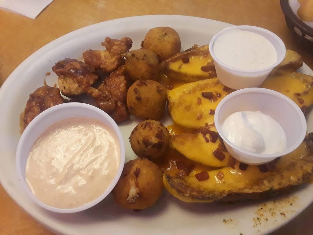 Texas Roadhouse | restaurant | 1925 E 60th St, Anderson, IN 46013, USA | 7656492637 OR +1 765-649-2637