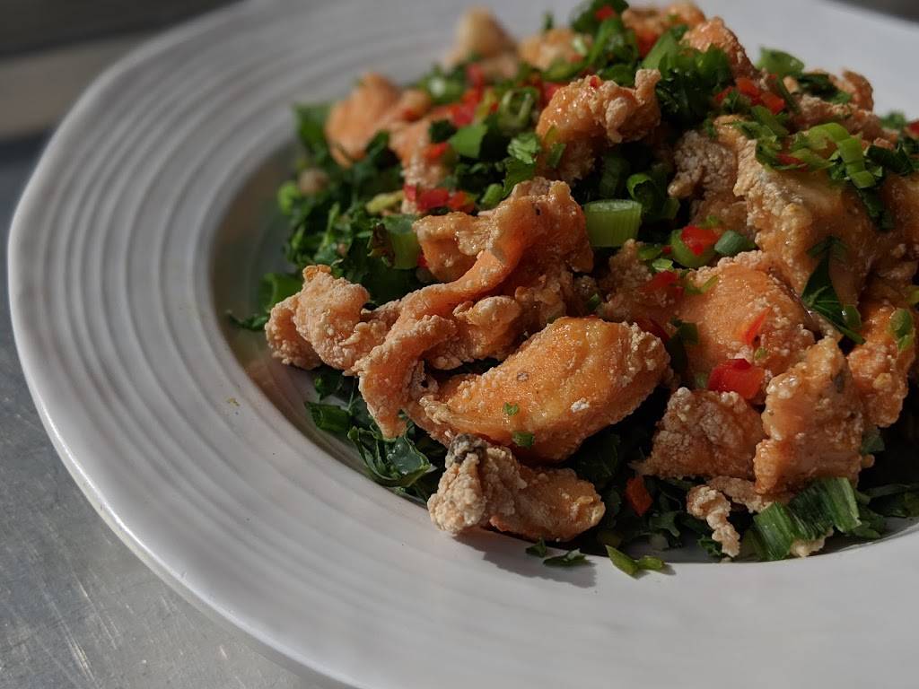 California Fish Grill | restaurant | 6435 Canoga Ave, Woodland Hills, CA 91367, USA | 8189283830 OR +1 818-928-3830