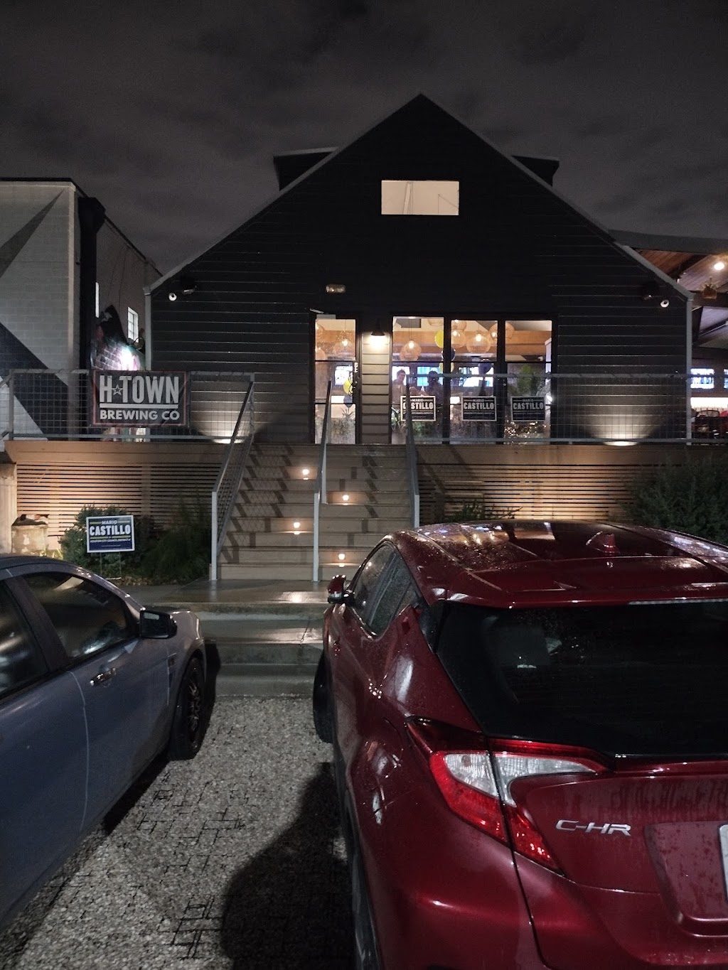 H-Town Brewing Co | restaurant | 210 Glen Park St, Houston, TX 77009, USA | 7134975608 OR +1 713-497-5608