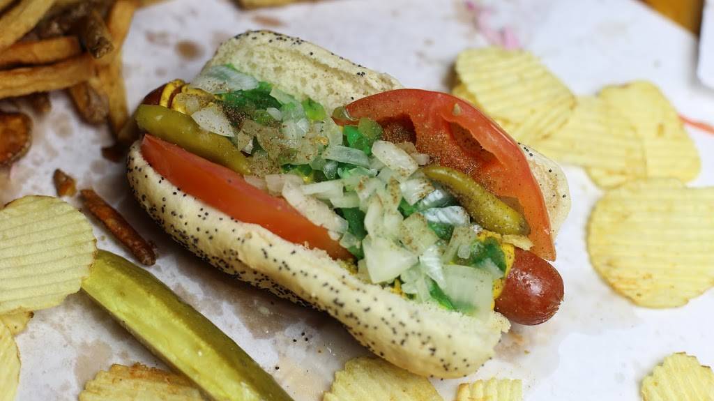 Fat Dans | restaurant | 221 E Kirkwood Ave, Bloomington, IN 47408, USA | 8122877944 OR +1 812-287-7944