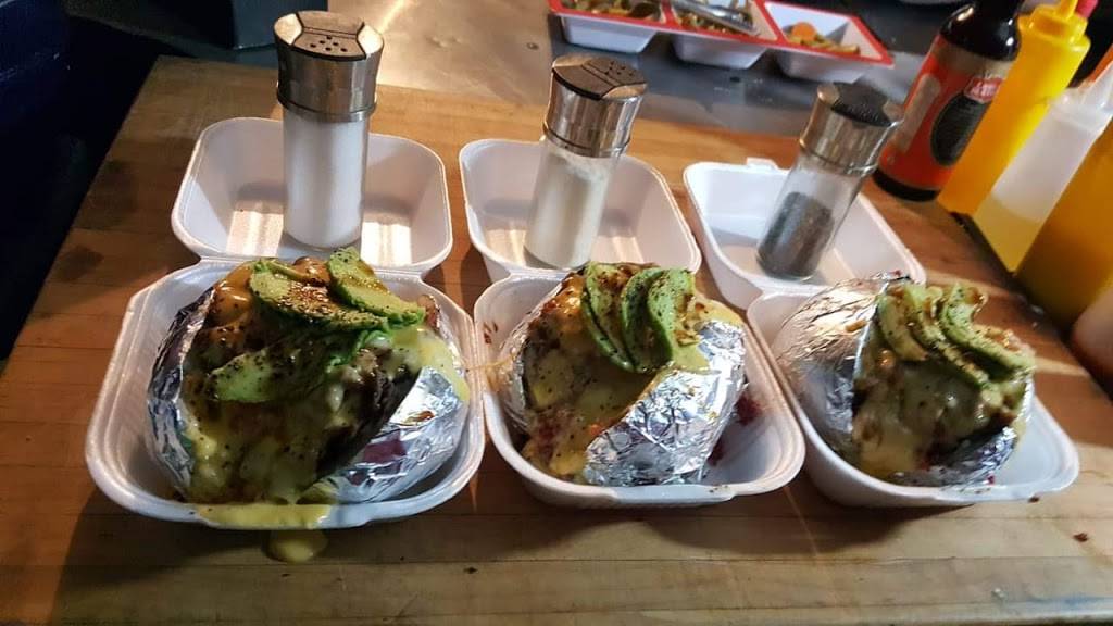 Papotas Tortas Y Mas | restaurant | Ignacio Ramírez, Xicotencatlleyva, 22510 Tijuana, B.C., Mexico | 016643167769 OR +52 664 316 7769