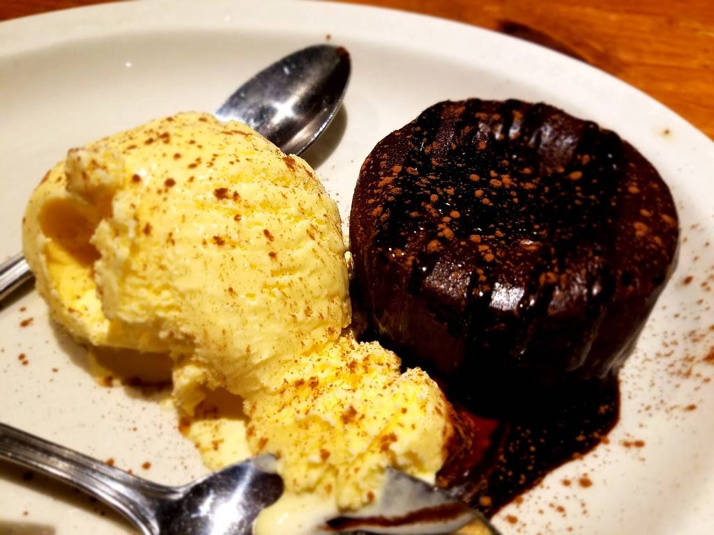 Johnny Carinos | restaurant | 12901 N Interstate 35 Frontage Rd, Austin, TX 78753, USA | 5129896464 OR +1 512-989-6464