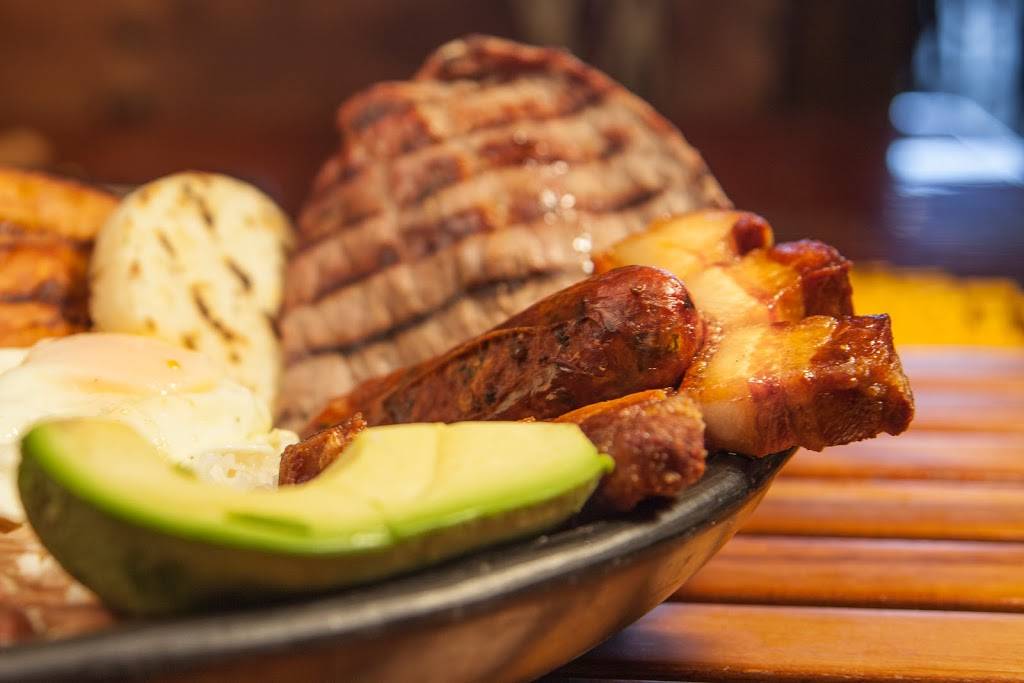 Ruta 75 | restaurant | 8200 W 33rd Ave, Hialeah, FL 33018, USA | 7863324419 OR +1 786-332-4419