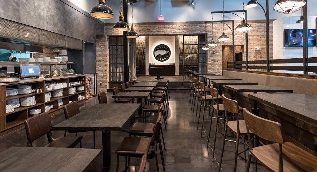 Goose Island Brewhouse | restaurant | 1002 Canal St, Philadelphia, PA 19123, USA | 2155608181 OR +1 215-560-8181