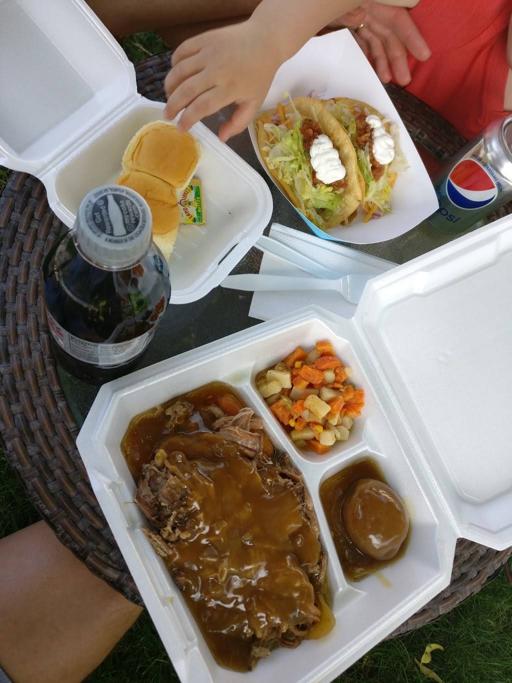 Windmill Market | restaurant | 17080 N Indian Canyon Dr, North Palm Springs, CA 92258, USA | 7602514489 OR +1 760-251-4489