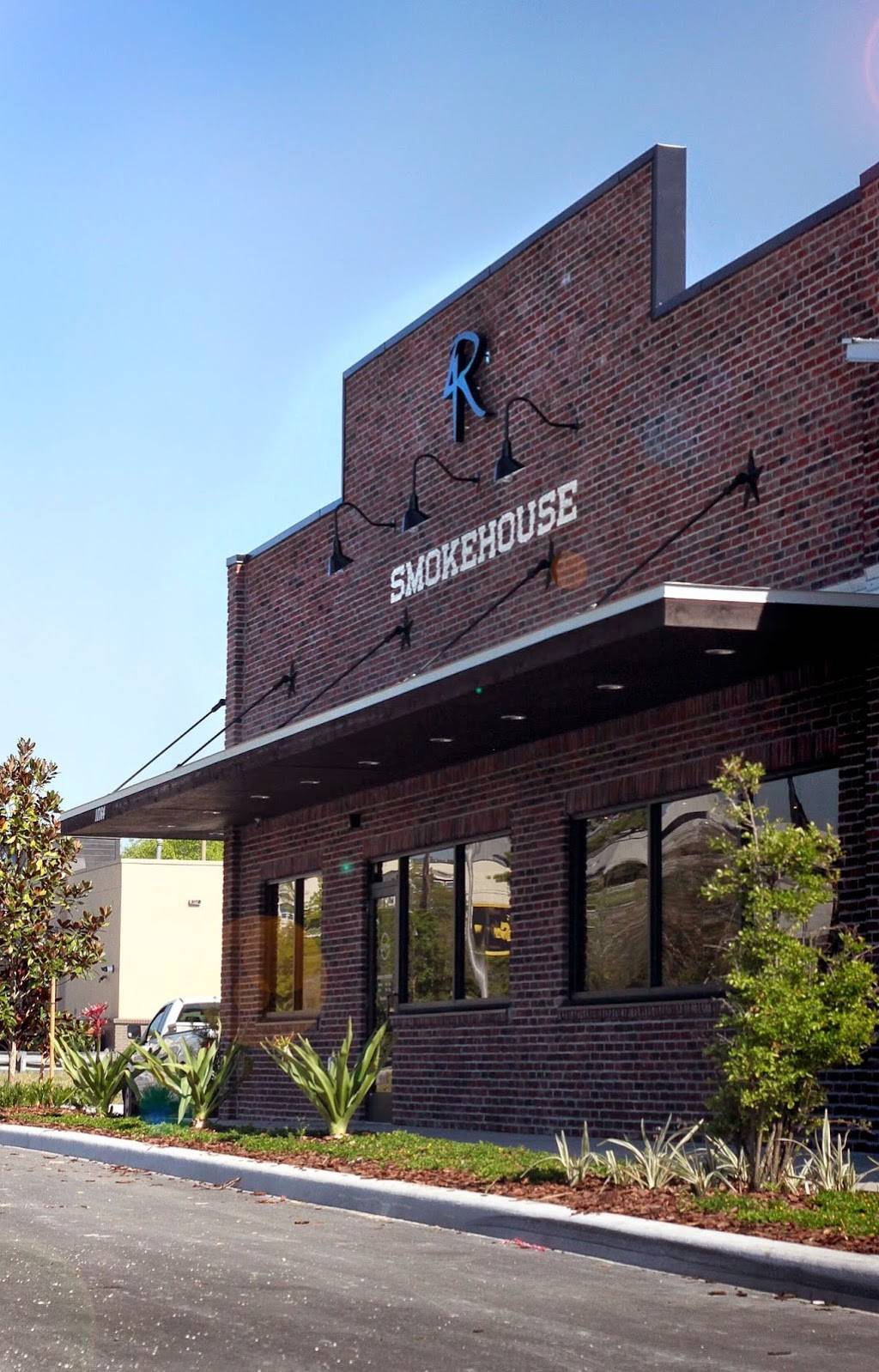 4 Rivers Smokehouse | restaurant | 11764 University Blvd, Orlando, FL 32817, USA | 8444748377 OR +1 844-474-8377