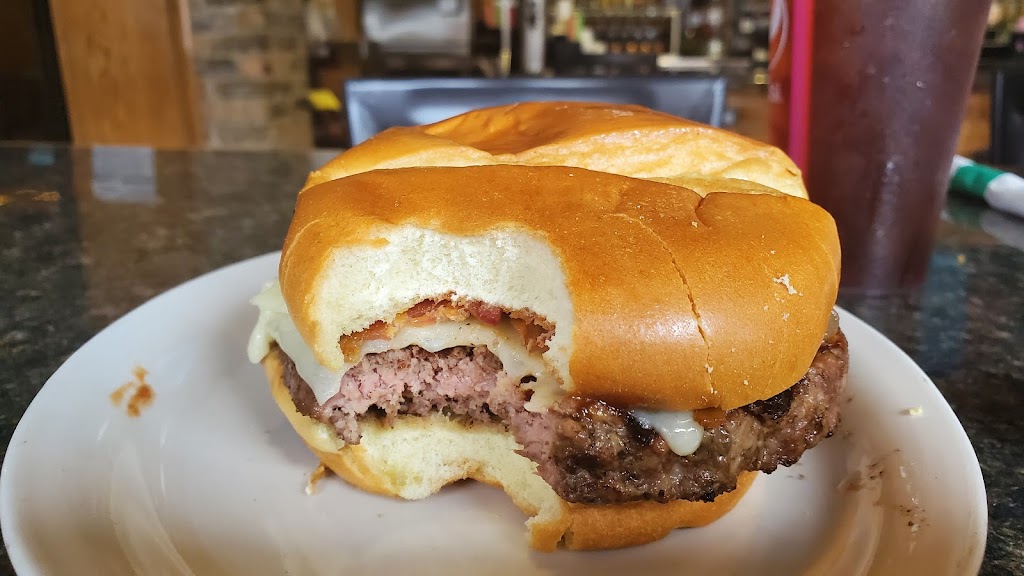 North Branch Bar & Grill | restaurant | 4029 Huron St, North Branch, MI 48461, USA | 8106882736 OR +1 810-688-2736