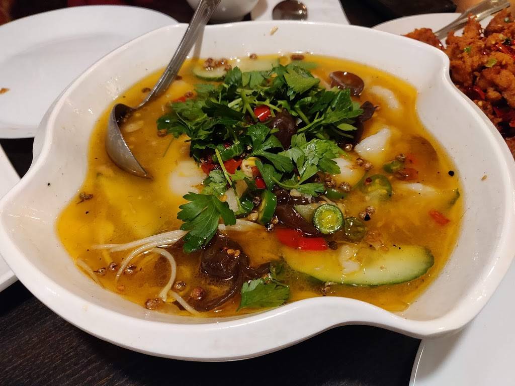 Wild Pepper Szechuan Cuisine | restaurant | 16860 Southcenter Pkwy, Tukwila, WA 98188, USA | 2067395979 OR +1 206-739-5979