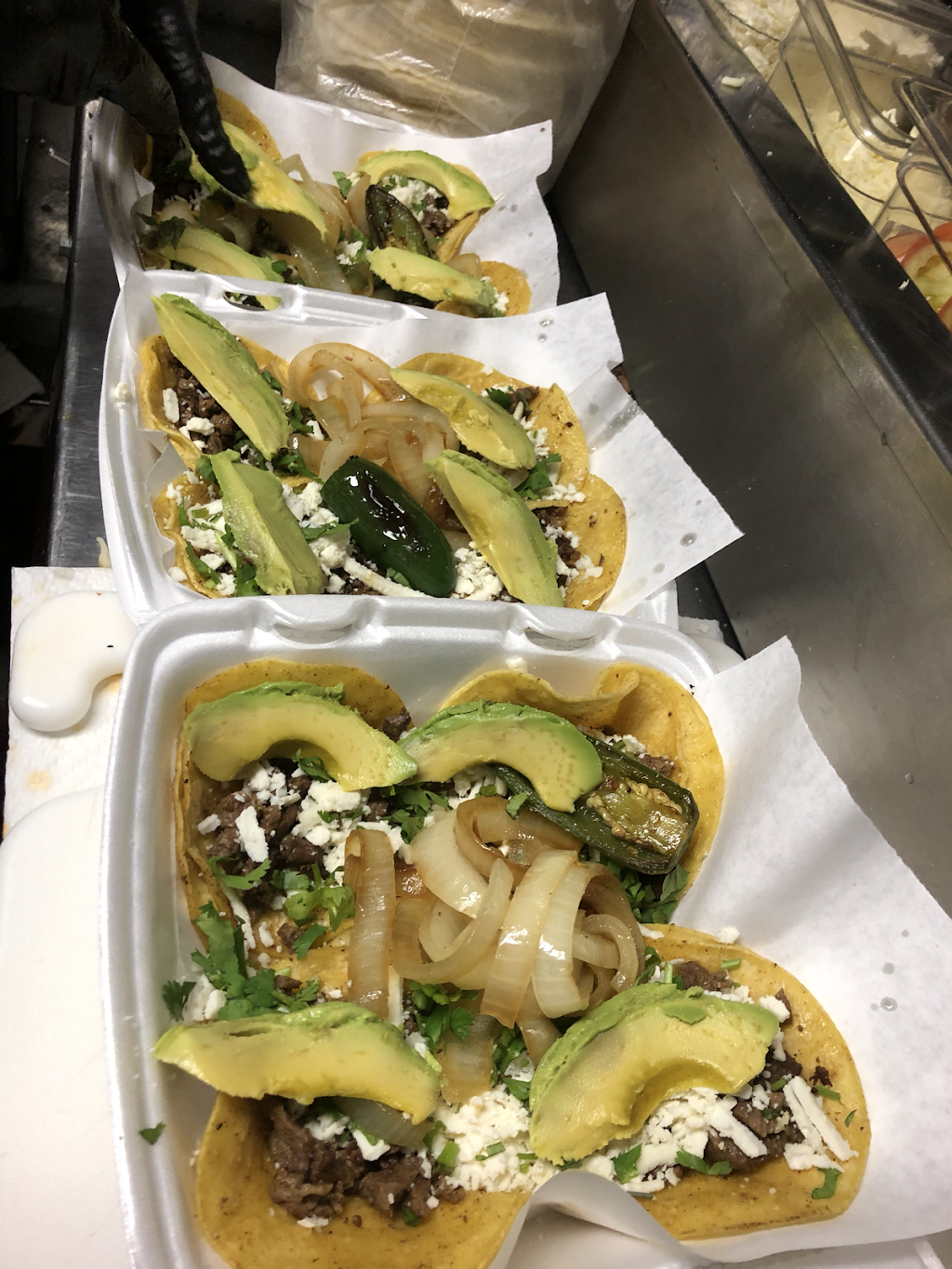 Taqueria La Flor de Jalisco | restaurant | 1800 Massey-Tompkins Rd, Baytown, TX 77521, USA | 8329492207 OR +1 832-949-2207