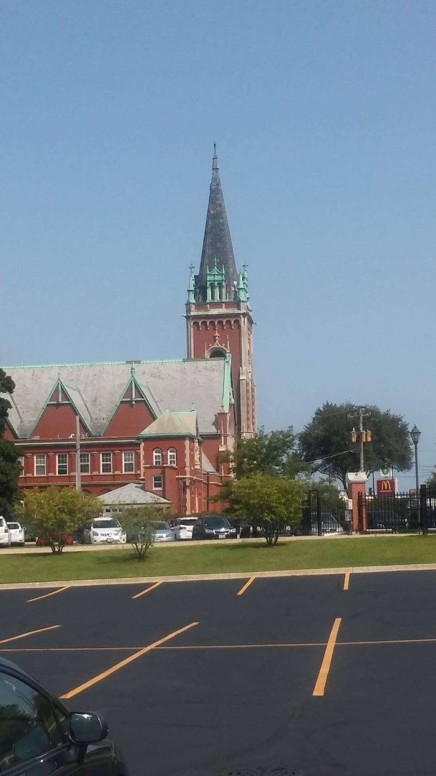 Greenhouse Inn Restaurant | restaurant | 6300 N Ridge Ave, Chicago, IL 60660, USA | 7732734182 OR +1 773-273-4182