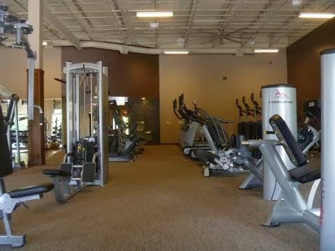 Ultimate Fitness & Training Center | restaurant | 11111 Greenbrier Rd, Minnetonka, MN 55305, USA | 9522418500 OR +1 952-241-8500