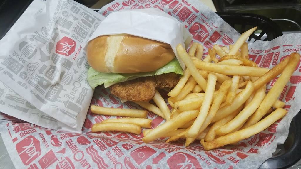 Jack in the Box | restaurant | 14398 County Line Rd, Delano, CA 93215, USA | 6617211132 OR +1 661-721-1132