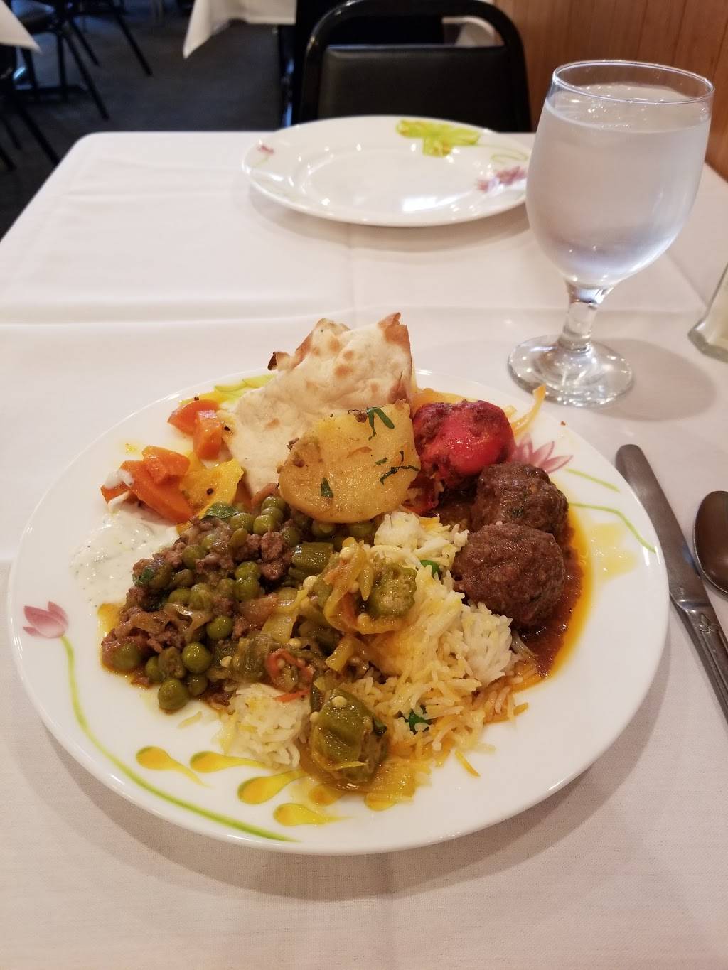 Aatish On the Hill | restaurant | 4322, 609 Pennsylvania Ave SE, Washington, DC 20003, USA | 2027335026 OR +1 202-733-5026