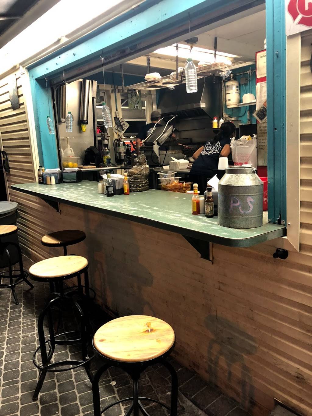 The Doghouse | restaurant | 1207 Estero Blvd, Fort Myers Beach, FL 33931, USA | 2399401043 OR +1 239-940-1043